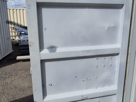 #268 – 20′ Container with racking arms