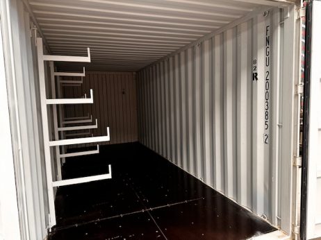 Size 8R with Racks – 20 ‘ Shipping Container with racking arms