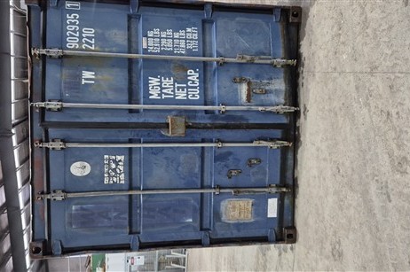 **SOLD 01/10/25 ** 6m Container with Plumbers pipe extension  # 902935-1