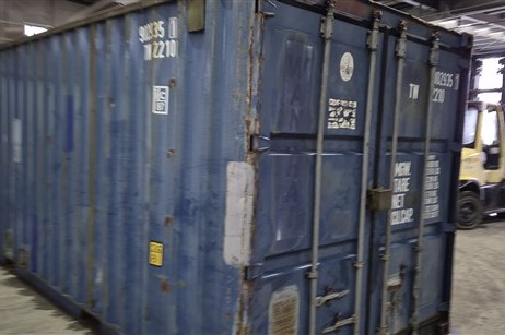 **SOLD 01/10/25 ** 6m Container with Plumbers pipe extension  # 902935-1