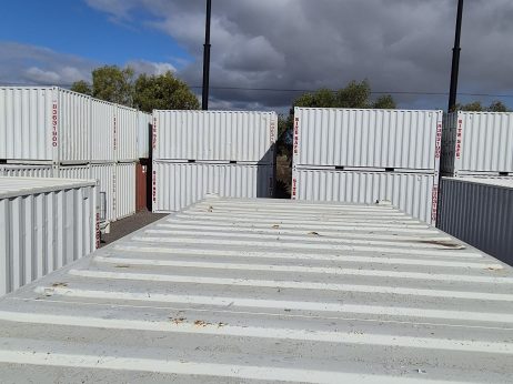 #188 – 20′ Container with Interior Cabinet